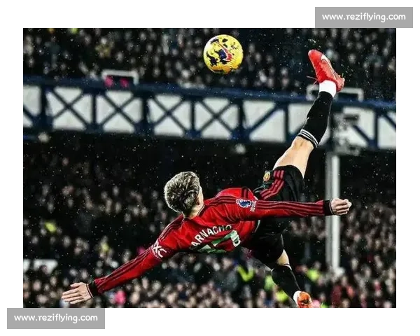 罗马诺：加纳乔转会勒沃库森遇阻，球员铁心留英超复仇老帅