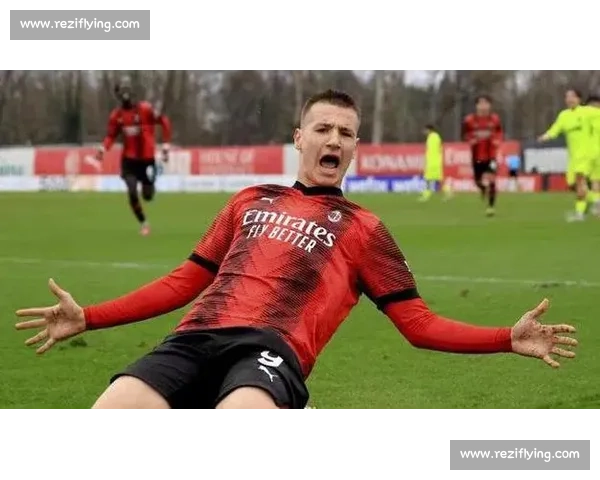 尤文 1250 万欧闪电截胡科斯塔！冬窗转会击退五强锁定未来防线核心